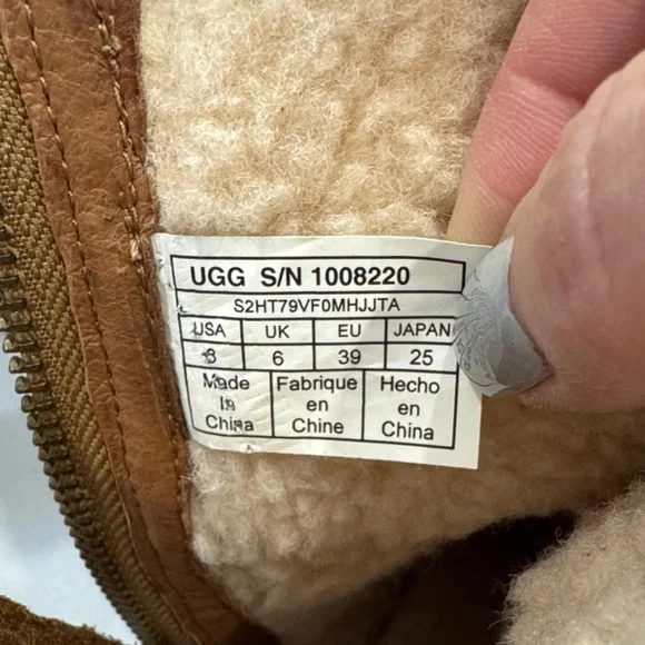 NWOT UGG Blayre II Shearling Leather Booties – Size 8 - Picture 8 of 16